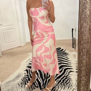 Chic Strapless Pink and Cream Dress Never worn NWOT